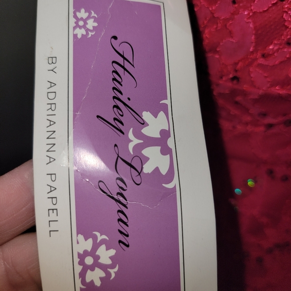 Dress - Picture 3 of 4